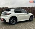 Белый Пежо e-208, объемом двигателя 0 л и пробегом 85 тыс. км за 13200 $, фото 7 на Automoto.ua