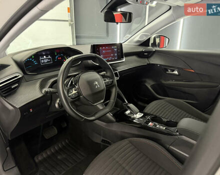 Белый Пежо e-208, объемом двигателя 0 л и пробегом 17 тыс. км за 14500 $, фото 20 на Automoto.ua