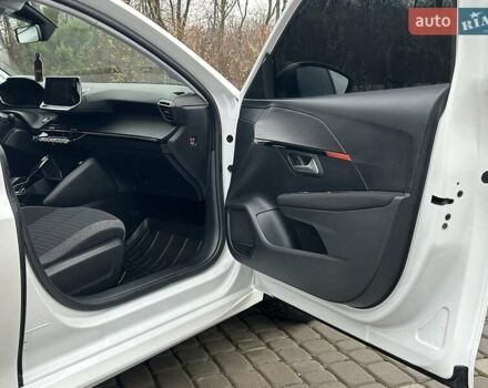 Білий Пежо e-208, об'ємом двигуна 0 л та пробігом 85 тис. км за 12900 $, фото 35 на Automoto.ua