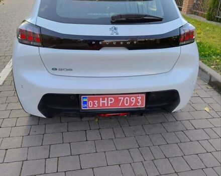 Білий Пежо e-208, об'ємом двигуна 0 л та пробігом 26 тис. км за 12970 $, фото 5 на Automoto.ua