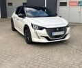 Белый Пежо e-208, объемом двигателя 0 л и пробегом 53 тыс. км за 14400 $, фото 1 на Automoto.ua