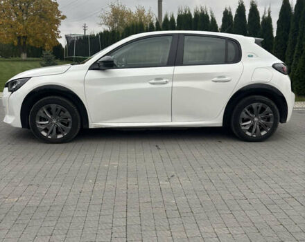 Белый Пежо e-208, объемом двигателя 0 л и пробегом 19 тыс. км за 14500 $, фото 3 на Automoto.ua