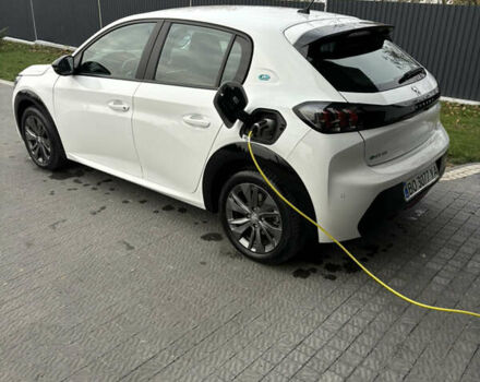 Белый Пежо e-208, объемом двигателя 0 л и пробегом 19 тыс. км за 14500 $, фото 13 на Automoto.ua