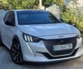 Белый Пежо e-208, объемом двигателя 0 л и пробегом 88 тыс. км за 12700 $, фото 1 на Automoto.ua