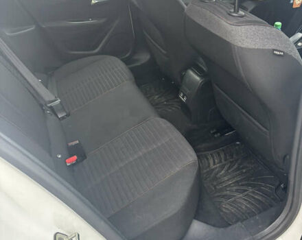 Белый Пежо e-208, объемом двигателя 0 л и пробегом 19 тыс. км за 14500 $, фото 7 на Automoto.ua