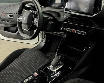 Белый Пежо e-208, объемом двигателя 0 л и пробегом 87 тыс. км за 13200 $, фото 22 на Automoto.ua