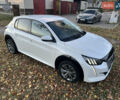 Белый Пежо e-208, объемом двигателя 0 л и пробегом 25 тыс. км за 14250 $, фото 1 на Automoto.ua