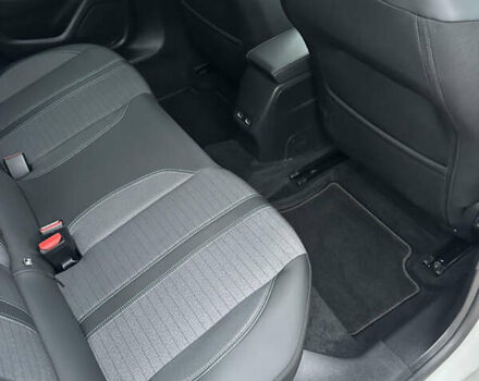 Белый Пежо e-208, объемом двигателя 0 л и пробегом 20 тыс. км за 15300 $, фото 23 на Automoto.ua