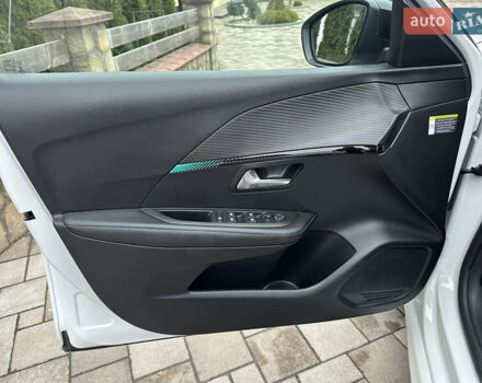 Белый Пежо e-208, объемом двигателя 0 л и пробегом 20 тыс. км за 15300 $, фото 15 на Automoto.ua