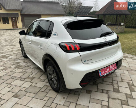 Белый Пежо e-208, объемом двигателя 0 л и пробегом 20 тыс. км за 15300 $, фото 11 на Automoto.ua