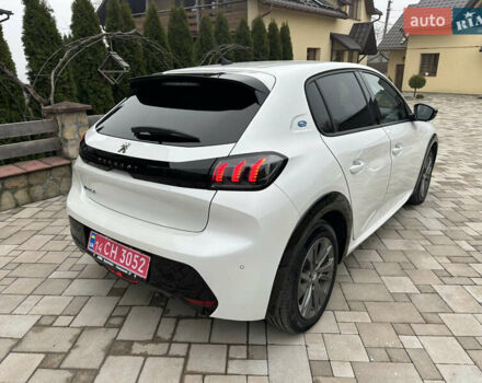 Белый Пежо e-208, объемом двигателя 0 л и пробегом 20 тыс. км за 15300 $, фото 13 на Automoto.ua