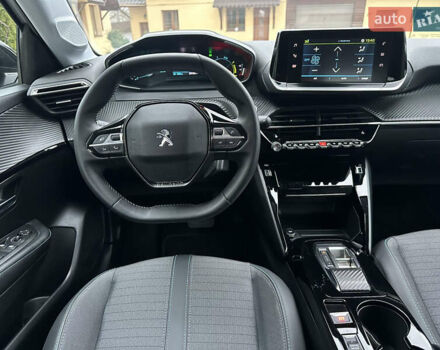 Белый Пежо e-208, объемом двигателя 0 л и пробегом 20 тыс. км за 15300 $, фото 31 на Automoto.ua