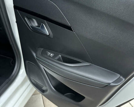 Белый Пежо e-208, объемом двигателя 0 л и пробегом 20 тыс. км за 15300 $, фото 25 на Automoto.ua