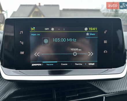 Белый Пежо e-208, объемом двигателя 0 л и пробегом 20 тыс. км за 15300 $, фото 37 на Automoto.ua