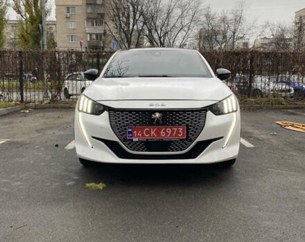 Білий Пежо e-208, об'ємом двигуна 0 л та пробігом 6 тис. км за 16900 $, фото 2 на Automoto.ua