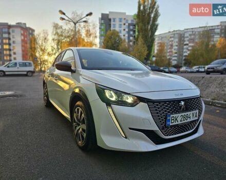 Білий Пежо e-208, об'ємом двигуна 0 л та пробігом 12 тис. км за 17700 $, фото 8 на Automoto.ua