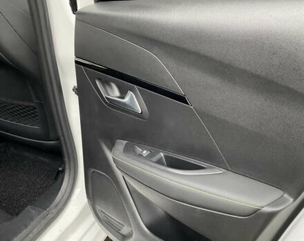 Білий Пежо e-208, об'ємом двигуна 0 л та пробігом 6 тис. км за 16900 $, фото 32 на Automoto.ua