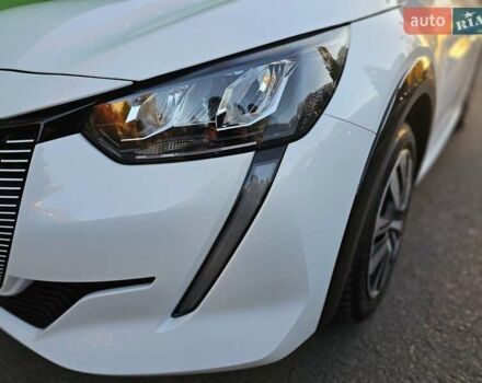 Білий Пежо e-208, об'ємом двигуна 0 л та пробігом 12 тис. км за 17700 $, фото 12 на Automoto.ua