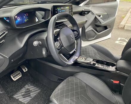 Білий Пежо e-208, об'ємом двигуна 0 л та пробігом 6 тис. км за 16900 $, фото 24 на Automoto.ua
