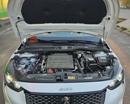 Білий Пежо e-208, об'ємом двигуна 0 л та пробігом 12 тис. км за 17700 $, фото 16 на Automoto.ua