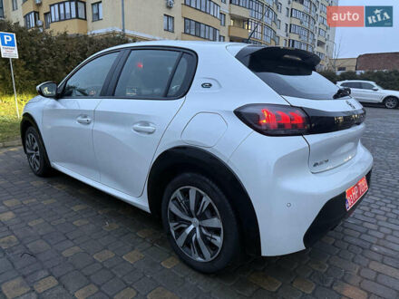 Белый Пежо e-208, объемом двигателя 0 л и пробегом 30 тыс. км за 12599 $, фото 1 на Automoto.ua