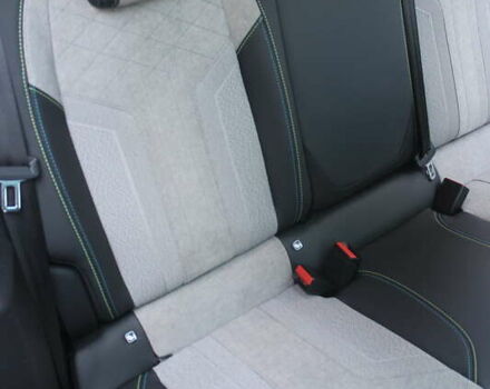 Чорний Пежо e-208, об'ємом двигуна 0 л та пробігом 78 тис. км за 15950 $, фото 60 на Automoto.ua