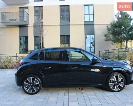 Чорний Пежо e-208, об'ємом двигуна 0 л та пробігом 78 тис. км за 15950 $, фото 4 на Automoto.ua