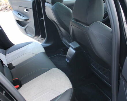 Чорний Пежо e-208, об'ємом двигуна 0 л та пробігом 78 тис. км за 15950 $, фото 59 на Automoto.ua