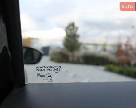 Чорний Пежо e-208, об'ємом двигуна 0 л та пробігом 78 тис. км за 15950 $, фото 64 на Automoto.ua