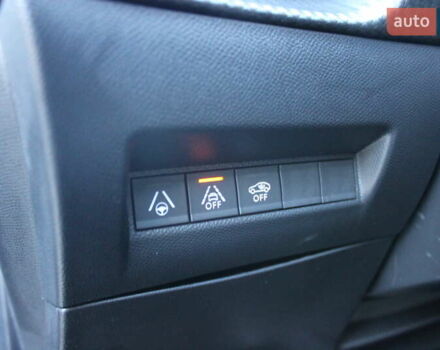 Чорний Пежо e-208, об'ємом двигуна 0 л та пробігом 78 тис. км за 15950 $, фото 38 на Automoto.ua