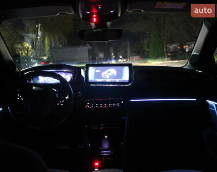 Чорний Пежо e-208, об'ємом двигуна 0 л та пробігом 78 тис. км за 15950 $, фото 19 на Automoto.ua