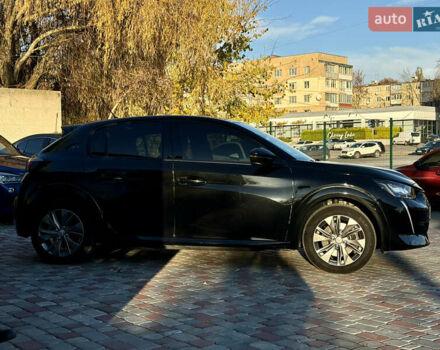 Чорний Пежо e-208, об'ємом двигуна 0 л та пробігом 20 тис. км за 14900 $, фото 12 на Automoto.ua