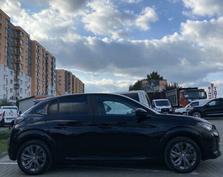 Черный Пежо e-208, объемом двигателя 0 л и пробегом 18 тыс. км за 16700 $, фото 5 на Automoto.ua