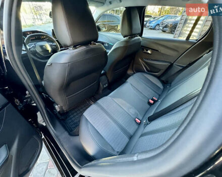 Чорний Пежо e-208, об'ємом двигуна 0 л та пробігом 20 тис. км за 14900 $, фото 28 на Automoto.ua