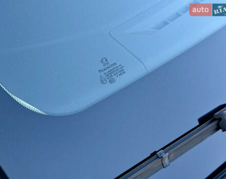 Чорний Пежо e-208, об'ємом двигуна 0 л та пробігом 20 тис. км за 14900 $, фото 17 на Automoto.ua