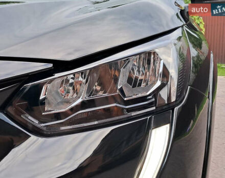 Чорний Пежо e-208, об'ємом двигуна 0 л та пробігом 36 тис. км за 15500 $, фото 6 на Automoto.ua