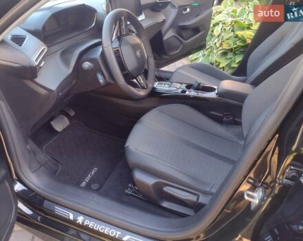 Чорний Пежо e-208, об'ємом двигуна 0 л та пробігом 16 тис. км за 16500 $, фото 22 на Automoto.ua