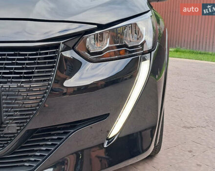 Чорний Пежо e-208, об'ємом двигуна 0 л та пробігом 36 тис. км за 15500 $, фото 5 на Automoto.ua