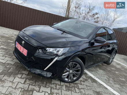 Пежо e-208 2022 у Вінниці на Automoto.ua Чорний Пежо e-208, об'ємом двигуна 0 л та пробігом 19 тис. км за 13999 $, фото 1 на Automoto.ua
