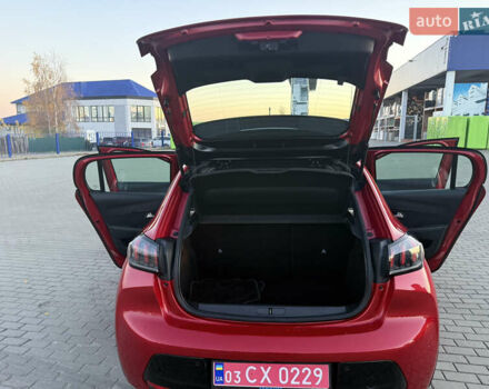 Красный Пежо e-208, объемом двигателя 0 л и пробегом 76 тыс. км за 14950 $, фото 17 на Automoto.ua