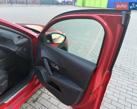 Красный Пежо e-208, объемом двигателя 0 л и пробегом 76 тыс. км за 14950 $, фото 14 на Automoto.ua