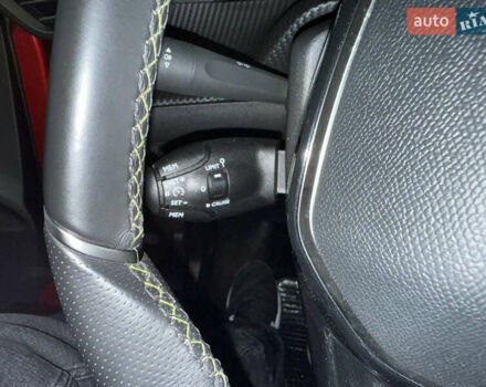 Красный Пежо e-208, объемом двигателя 0 л и пробегом 76 тыс. км за 14950 $, фото 29 на Automoto.ua