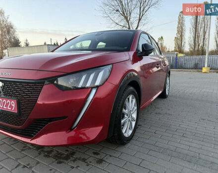 Красный Пежо e-208, объемом двигателя 0 л и пробегом 76 тыс. км за 14950 $, фото 7 на Automoto.ua