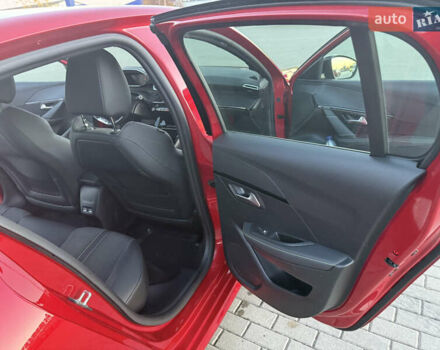 Красный Пежо e-208, объемом двигателя 0 л и пробегом 76 тыс. км за 14950 $, фото 13 на Automoto.ua