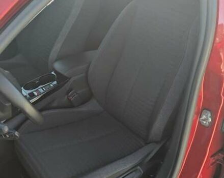 Червоний Пежо e-208, об'ємом двигуна 0 л та пробігом 40 тис. км за 14800 $, фото 19 на Automoto.ua