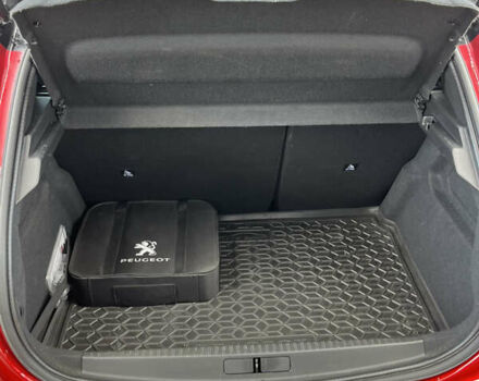 Червоний Пежо e-208, об'ємом двигуна 0 л та пробігом 10 тис. км за 18199 $, фото 6 на Automoto.ua