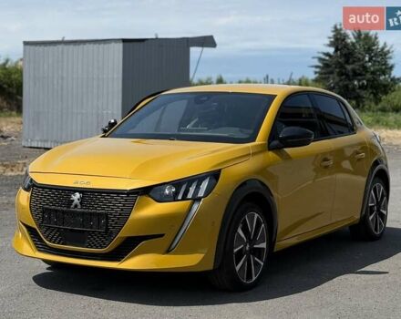Пежо e-208, об'ємом двигуна 0 л та пробігом 26 тис. км за 12100 $, фото 3 на Automoto.ua