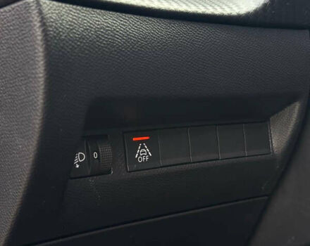 Пежо e-208, объемом двигателя 0 л и пробегом 83 тыс. км за 13299 $, фото 26 на Automoto.ua