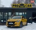 Желтый Пежо e-208, объемом двигателя 0 л и пробегом 40 тыс. км за 13900 $, фото 1 на Automoto.ua