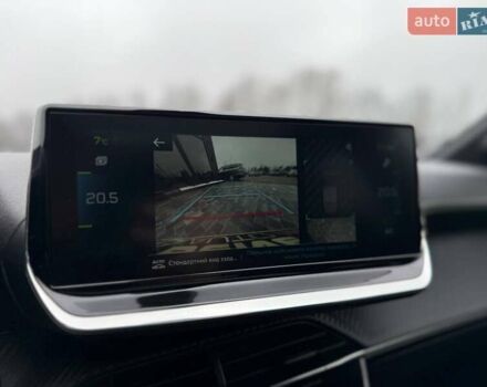 Желтый Пежо e-208, объемом двигателя 0 л и пробегом 129 тыс. км за 14399 $, фото 43 на Automoto.ua